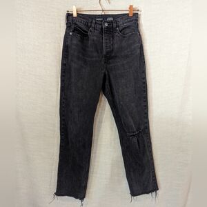 Old navy extra high- rise size 6 jeans black (a)